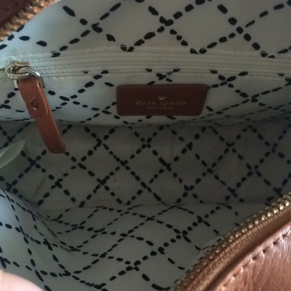 Kate Spade ♠️ purse - Picture 3 of 3